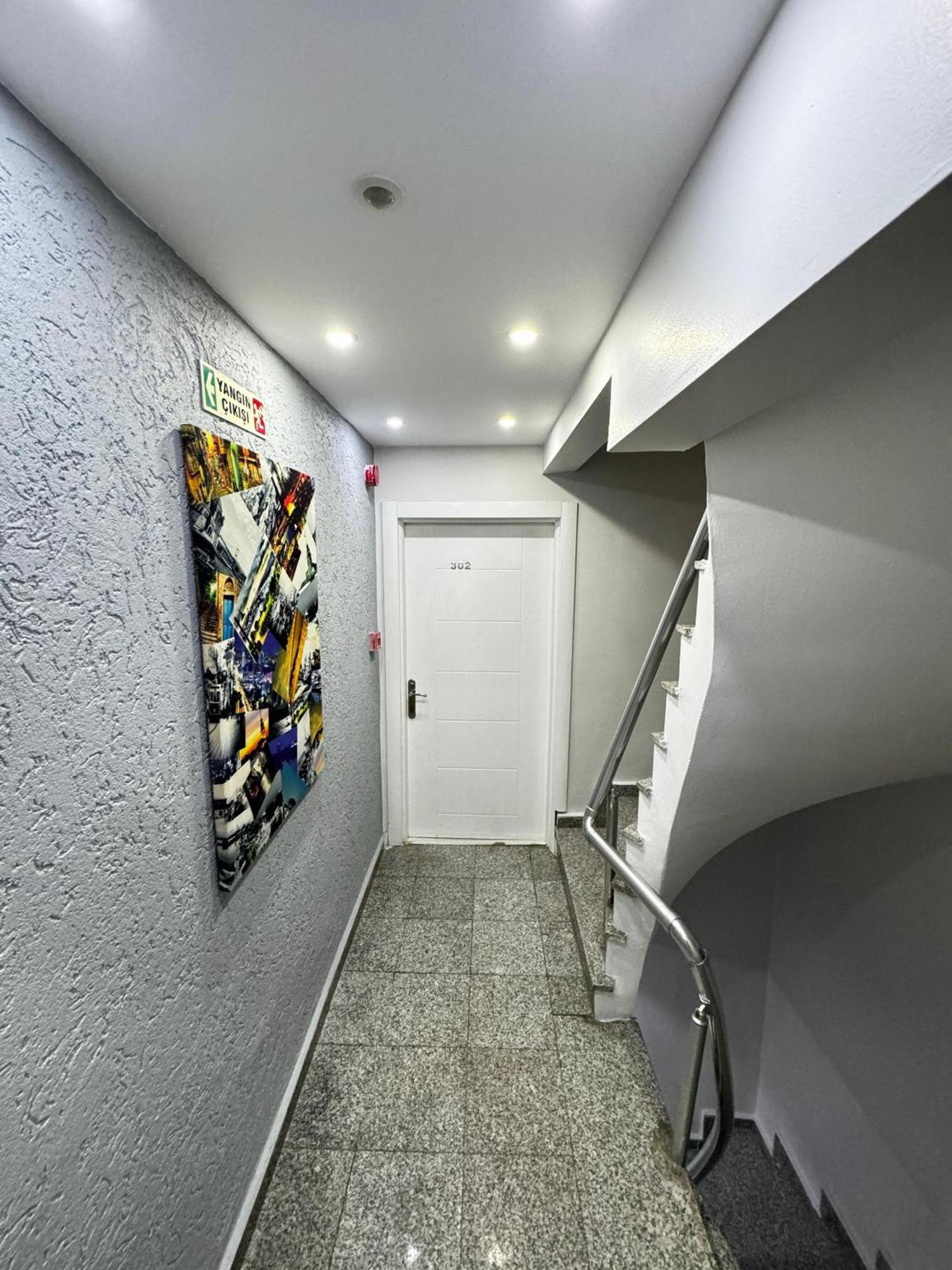 Hotel Taksim Istiklal 3*