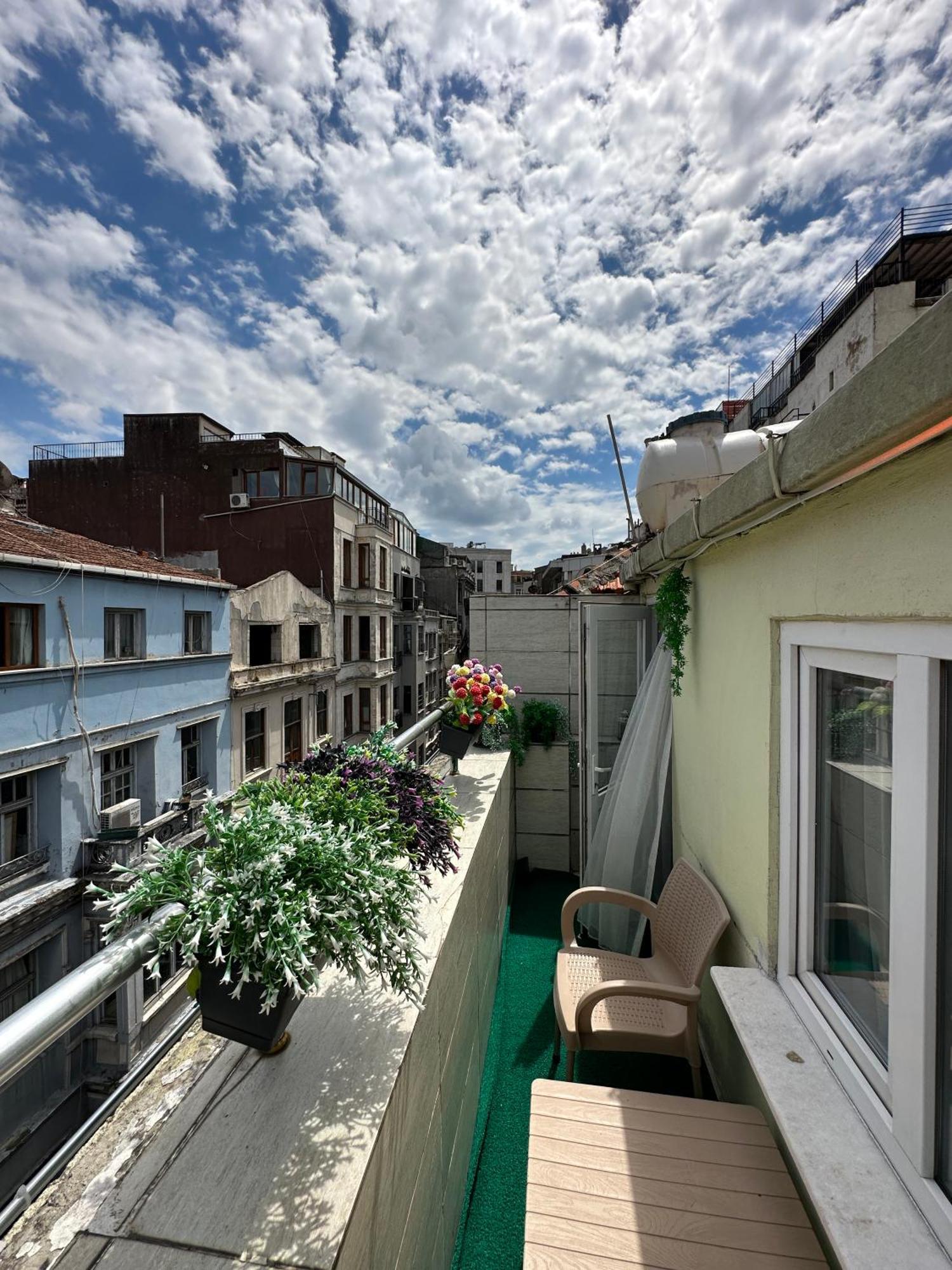 Taksim Istiklal איסטמבול